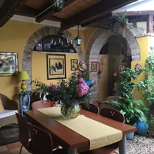  Bed & Breakfast L'angolo Antico